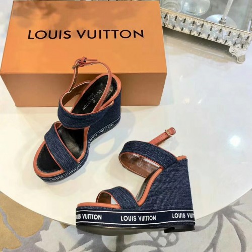 Louis Vuitton Sandals 002